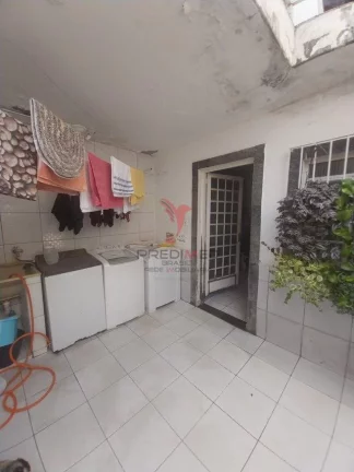 Imagem Casa em Aparecida, com 3 Quartos e garagem para 2 Quartos. Guaratinguetá