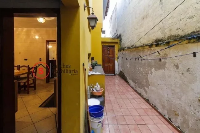 Imagem SOBRADO COM 3 DORMITÓRIOS A VENDA NA VILA ZELINA. 2 VAGAS COBERTAS E QUINTAL. EXCELENTE LOCALIZAÇÃO, AO LADO DO LARGO DA VILA ZELINA E PADARIA CEPAM.