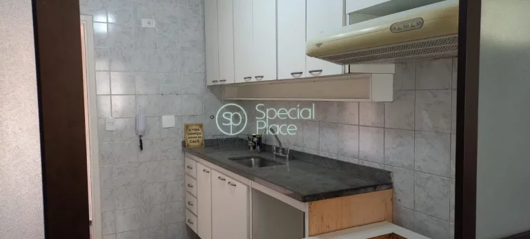 Imagem 81 metros 3 dormitórios 1 suíte dormitório e banheiro de empregada 2 banheiros 2 vagas Apartament...