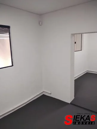 Imagem Galpão Comercial para Locação no Tatuapé, São Paulo-SP: 3 Vagas de Garagem e 300 m² de Área