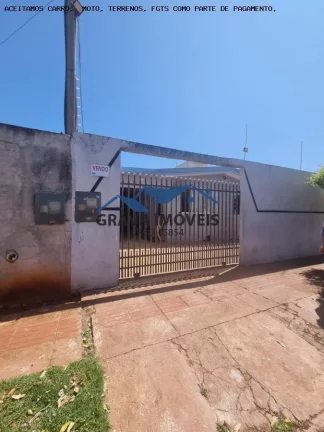 Imagem Casa 3 dormitórios para Venda em Sarandi, Residencial Governador Jose Richa, 3 dormitórios, 1 banheiro, 1 vaga