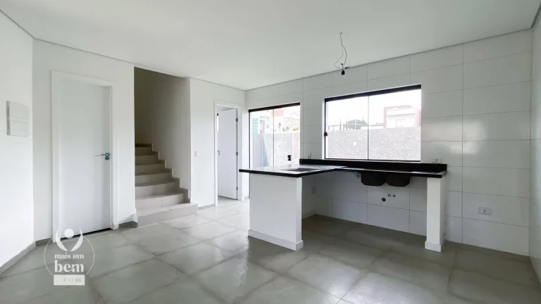 Imagem Sobrado com 3 dormitórios à venda, 132 m² por R$ 530.000,00 - Campo de Santana - Curitiba/PR