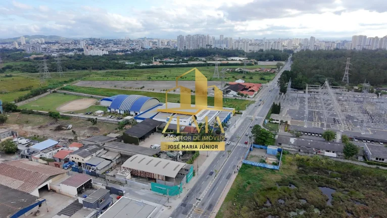 Imagem Terreno plano com 3000 m2, em frente a avenida, Excelente localização