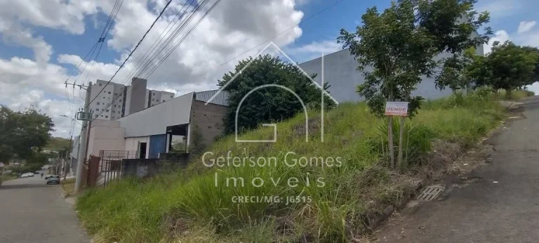 Imagem Lote à Venda - Com 357,37M² - Parque Veneza - Santana do Paraiso - MG