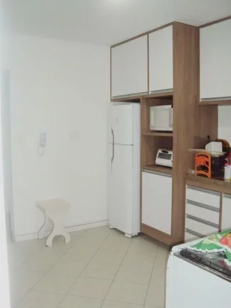 Imagem Praia de Astúrias, 30 m do Mar, Reformado, 2 garagens, 140 m² de área útil, 100 m da Praia de Pitangueiras, Linda Vista ao Mar.