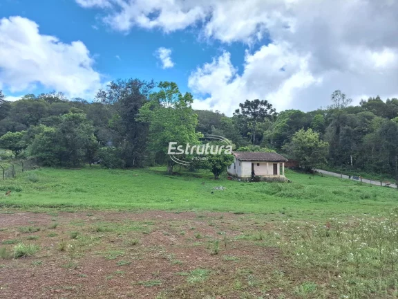 Casa com Terreno com ótima localização em Itaara, próximo ao Socepe.