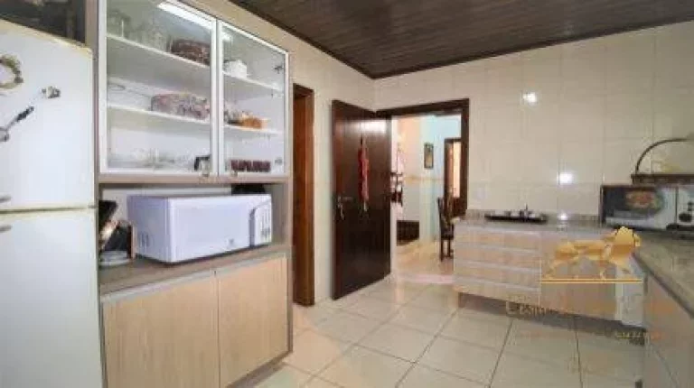 Imagem Casa com 5 dormitórios para alugar, Capivari - Campos do Jordão/SP