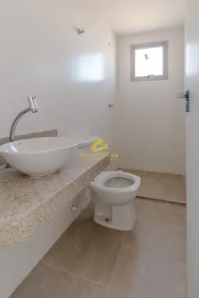 Imagem Seu sonho de viver com sofisticação na Praia do Morro já é realidade! Este apartamento de alto p...