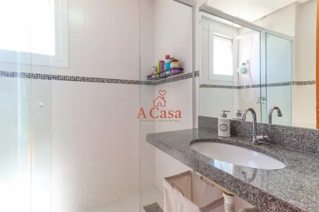 Imagem Sobrado com 3 Dormitorio(s) localizado(a) no bairro Mário Quintana em Porto Alegre / Rio Grande do Sul Ref.:172