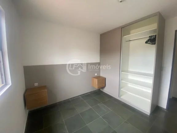 Imagem Duplex à venda em condomínio fechado