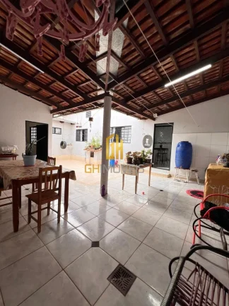 Imagem GH1976

Casa com 3 quartos em Cidade Satélite São Luiz, em terreno com 300m² com 242m² de área ...