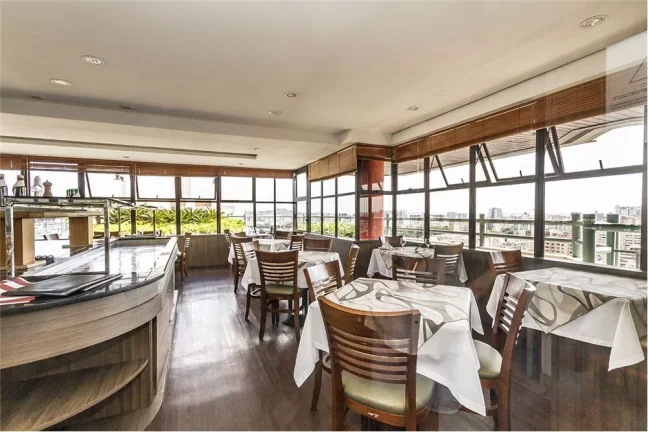 Imagem Apartamento com 1 Quarto à Venda, 57 m² em Independência - Porto Alegre