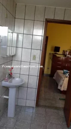 Imagem Casa para Venda em Piracicaba, Santa Terezinha, 3 dormitórios, 1 suíte, 3 banheiros, 1 vaga