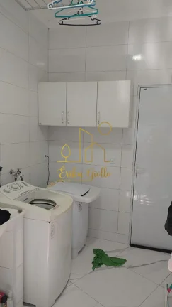 Imagem Casa de Alto Padrão em Condomínio no Bairro Engordadouro