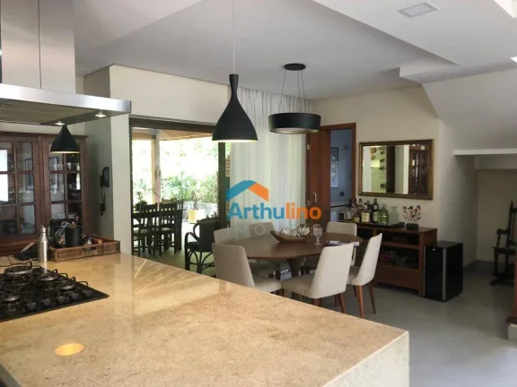Imagem Casa 225 m² com 3 dormitórios, 3 suites, 4 banh, 5 vagas à venda, por R$ 1.500.000 - Fazendinha - Carapicuíba/SP