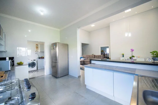 Imagem Casa com 3 dormitórios à venda, 250 m² por R$ 1.300.000,00 - Santa Adélia - Vargem Grande Paulista/SP