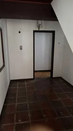 Imagem Casa alto padrão com 5 dormitórios sendo 1 suíte e 3 vagas - Saguaçu | Joinville/SC