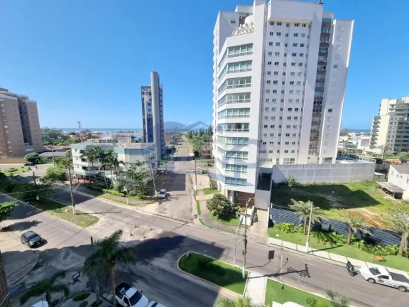 Imagem Apartamento á venda com 4 suítes no Predial em Torres/RS