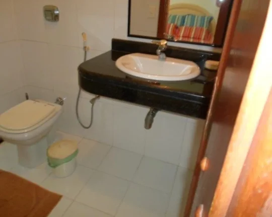 Imagem Apartamento à venda no Guarujá na Praia das Pitangueiras.