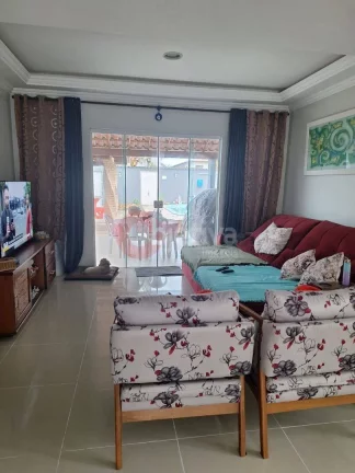 Imagem Casa com 5 dormitórios à venda, 176 m² - Miguel Couto - Cabo Frio/RJ
