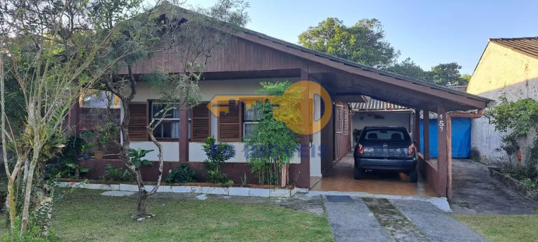 Imagem CASA COM 3 DORMITÓRIOS A 300M DO MAR