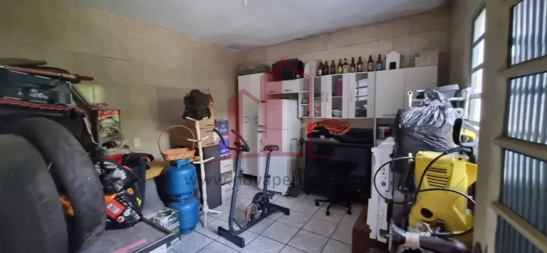 Imagem Imperdível oportunidade de adquirir casa a venda no Jardim Alegria, Francisco Morato-SP! 2 quartos, 1 sala, 2 vagas de garagem.