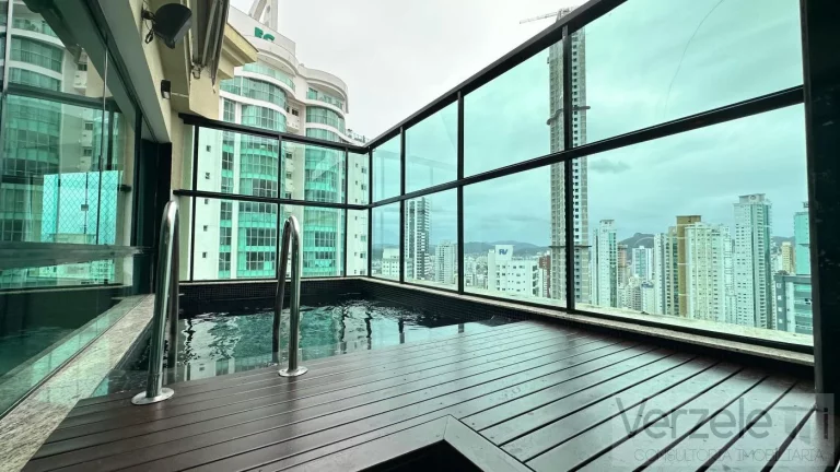 Imagem Cobertura para Venda em Balneário Camboriú / SC no bairro Centro