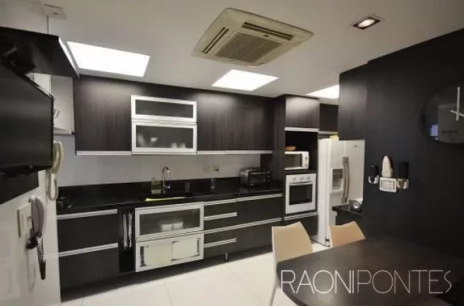 Imagem Apartamento com 4 Quartos à Venda, 158 m² em Barra Da Tijuca - Rio De Janeiro