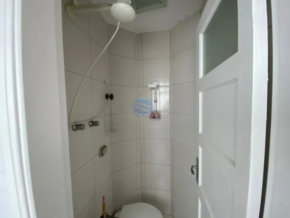 Imagem Apartamento a venda em Santos no Gonzaga quadra da praia.