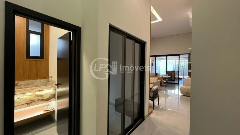 Imagem Casa à venda em Campo Grande-MS, Alphaville II: 2 quartos, 2 suítes, 3 salas, 2 banheiros, 4 vagas de garagem, 238m².