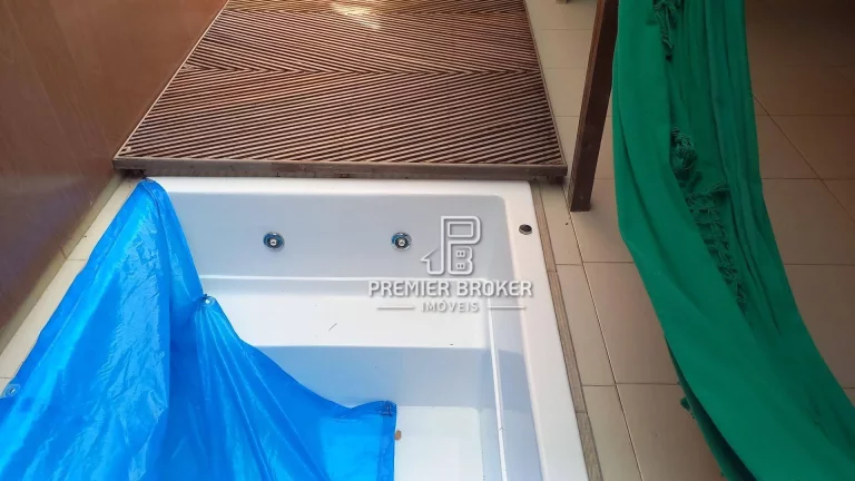 Imagem Casa à venda, 60 m² por R$ 385.000,00 - Artistas - Teresópolis/RJ