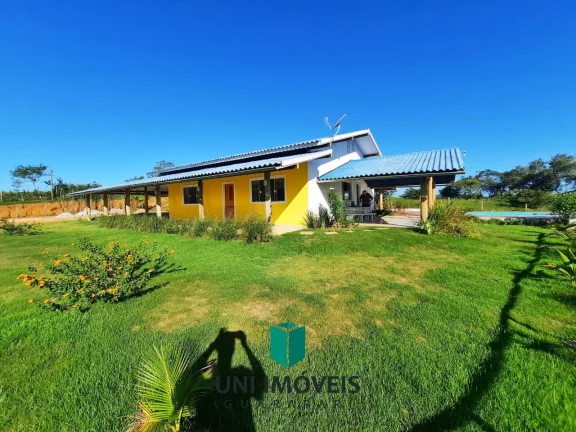 Imagem Maravilhosa chácara de 10.000m² com casa pronta para morar no interior de Guarapari.