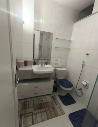 Imagem Apartamento à venda em Copacabana, com 85m2, 2 quartos + Dependências.