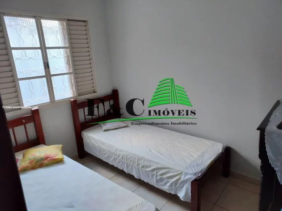 Imagem Casa para Venda em Araras, Conjunto Habitacional Heitor Villa Lobos, 3 dormitórios, 1 suíte, 2 banheiros, 2 vagas