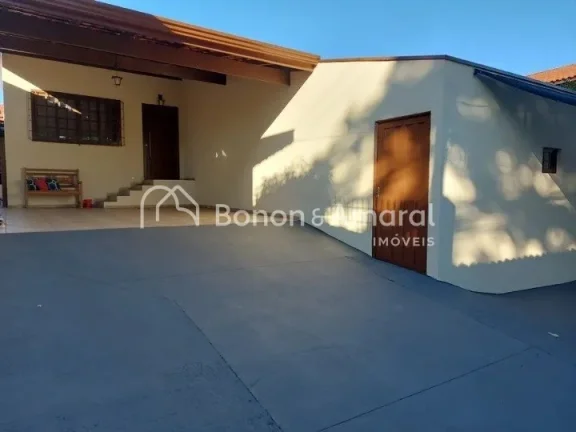 Imagem Casa à venda na região do Taquaral, localizada em um terreno de 390m², com 230m² de área constr...
