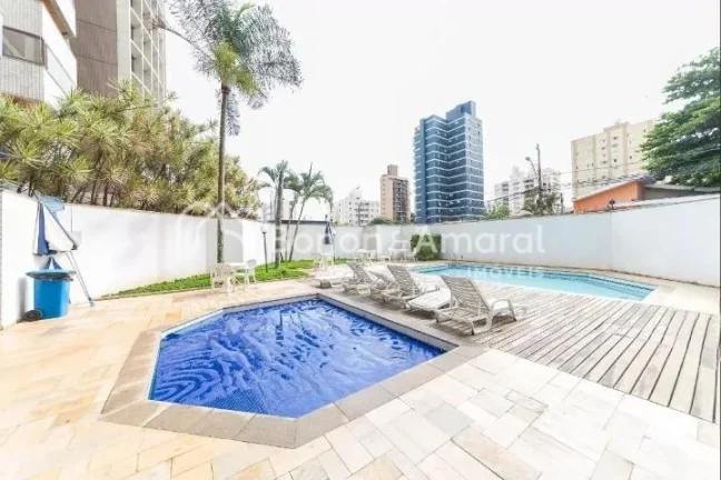 Imagem Apartamento à venda, 4 quartos, 165m², no Cambuí

Apartamento amplo, arejado, em ótimo estado de...