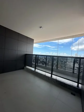 Imagem A 5ª Avenida Imóveis selecionou essa exclusiva unidade de Repasse, no Morro Ipiranga Residence: 4 suítes, andar altíssimo, melhor prumada vista mar