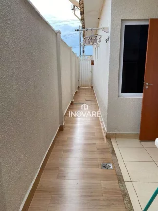Imagem Casa com 3 dormitórios à venda, 123 m² por R$ 550.000,00 - Araporã - Araporã/MG