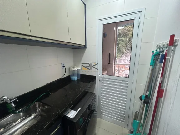 Imagem APARTAMENTO PRAIA GRANDE com 2 dormitórios sendo 1 suíte,1 vaga de garagem,varanda gourmet com churrasqueira,sala 2 ambientes