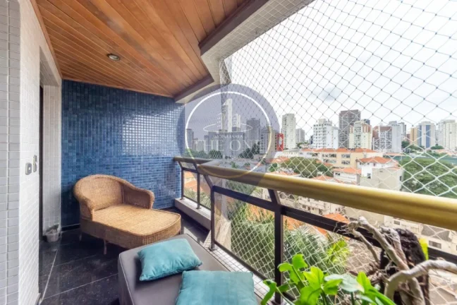 Imagem Luxuosa cobertura de 4 quartos na Vila Mariana, São Paulo-SP, com 321m² e 3 vagas de garagem!