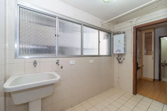 Imagem Apartamento de 3 quartos no bairro Portão