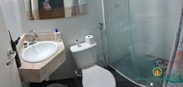 Imagem Casa térrea 3 dormitórios(sendo 1 suíte)com quintal em condomínio, centro
