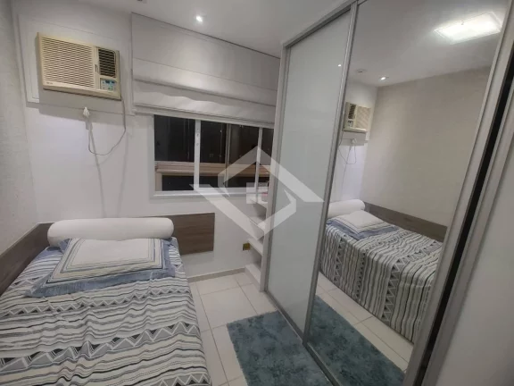 Imagem Apartamento com Varandão e 3 Quartos – Rua Queiroz Junior, 19