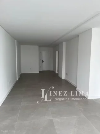 Imagem Apartamento 3 Quartos para Venda em Itapema, meia praia, 3 dormitórios, 3 suítes, 4 banheiros, 2 vagas