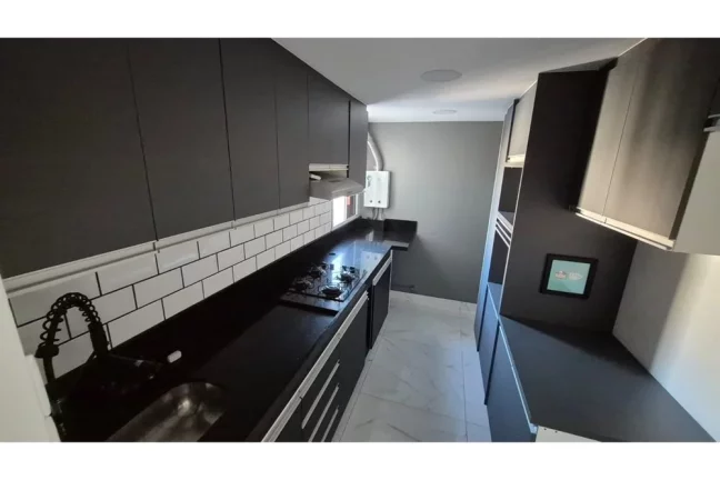 Imagem APARTAMENTO COM 2 QUARTOS EM CURICICA COM FINO ACABAMENTO. ENTRAR E MORAR !!