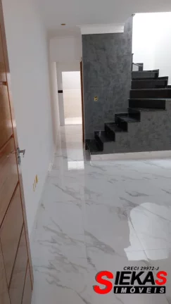Imagem Imperdível: Casa à venda na Vila Ré, São Paulo-SP, 3 quartos, 1 suíte, 1 sala, 3 banheiros, 2 vagas de garagem, 108m².