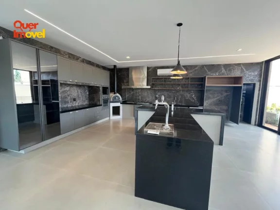 Imagem Casa de alto padrão em condomínio à venda em Jardinópolis-SP: 6 quartos, 4 suítes, 8 banheiros, 6 vagas, 842 m².
