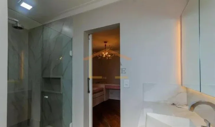 Imagem OPORTUNIDADE!!!!!
Cobertura, 3 dormitórios, sendo 3 suítes, closet, terraço, sala de jantar/estar...