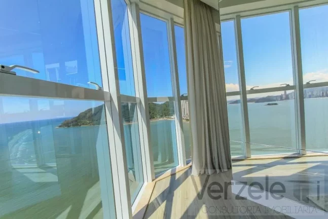 Imagem Frente ao Mar para Venda em Balneário Camboriú / SC no bairro Centro