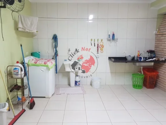 Imagem Sobrado à Venda com 4 suítes e 4 vagas, bairro Baeta Neves em São Bernardo do Campo